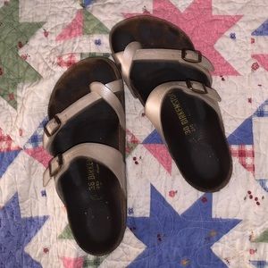 Mayari Birkenstock’s